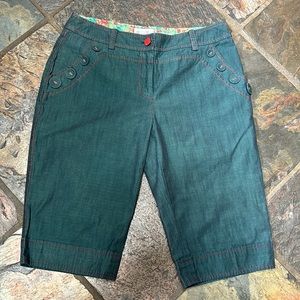 Buôu Buôu Bermuda Length Shorts